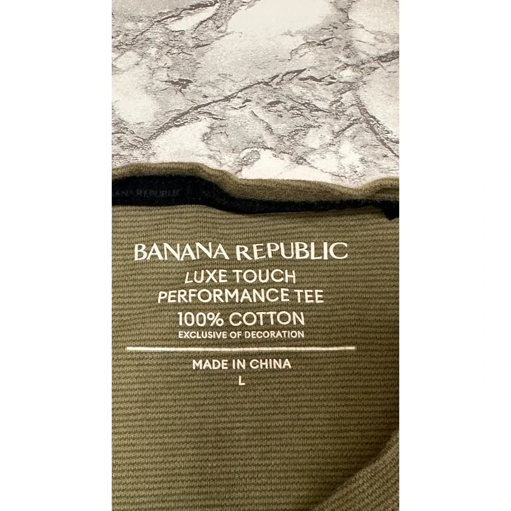 Banana Republic Luxe Touch Performance Tee Olive Green Ribbed Mens Size L Lot 2